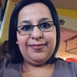 Meet your Posher, Mayra